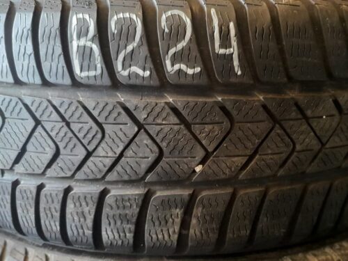 357683855678-1 2x Winterreifen Pirelli Sottozero 3 (RSC) 225/45 R18 95H Dot1019 5-5,5mm B224 – Bild 1