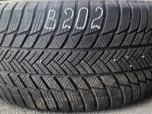 357683855761-2 1x Winter Bridgestone Blizzak LM001 RFT (RSC) 265/50 R19 110H Dot2223 5,8mm B202 – Bild 1