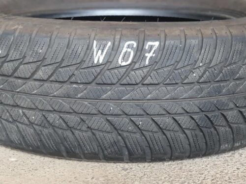 358157135374 1x Winterreifen Bridgestone Blizzak LM001 205/60 R17 93H Dot2718 6-6,5mm W67 – Bild 1
